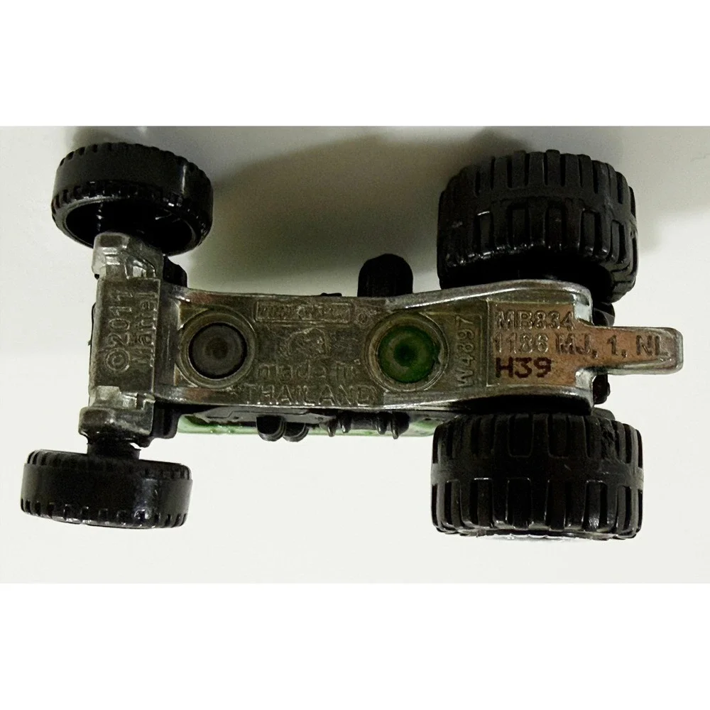 Matchbox Tractor Kids Small Green Lopez Ranch 1/60 Series Diecast Toy Car 2011